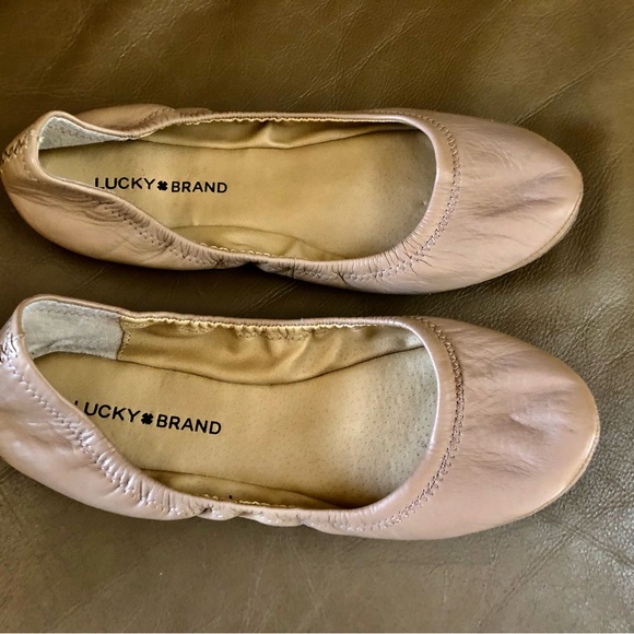 Lucky Brand, Women’s 9, Emmie, Soft Leather, Beige Ballerina Slip Ons, GUC - Picture 11 of 11